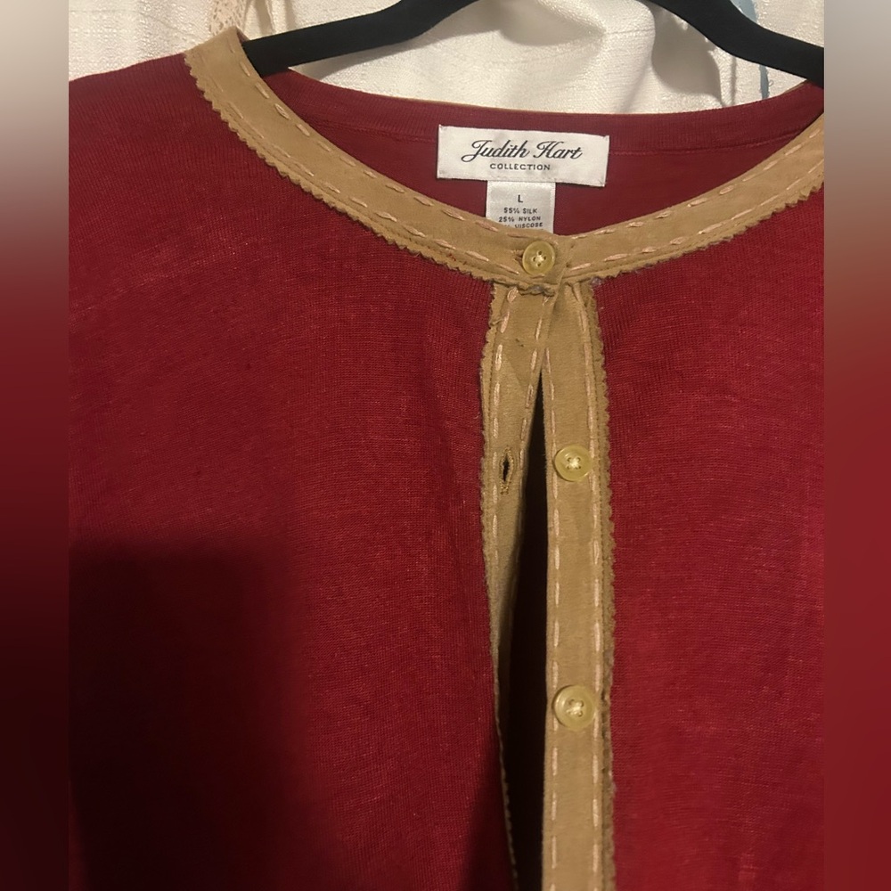 Vintage Judith Hart Red Women's Cardigan with brown suede details 55% silk